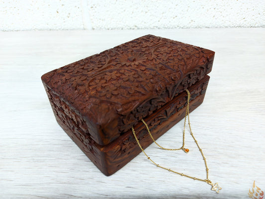 Intricate Fine Needle Carved Jewellery Box - Easterninspiration