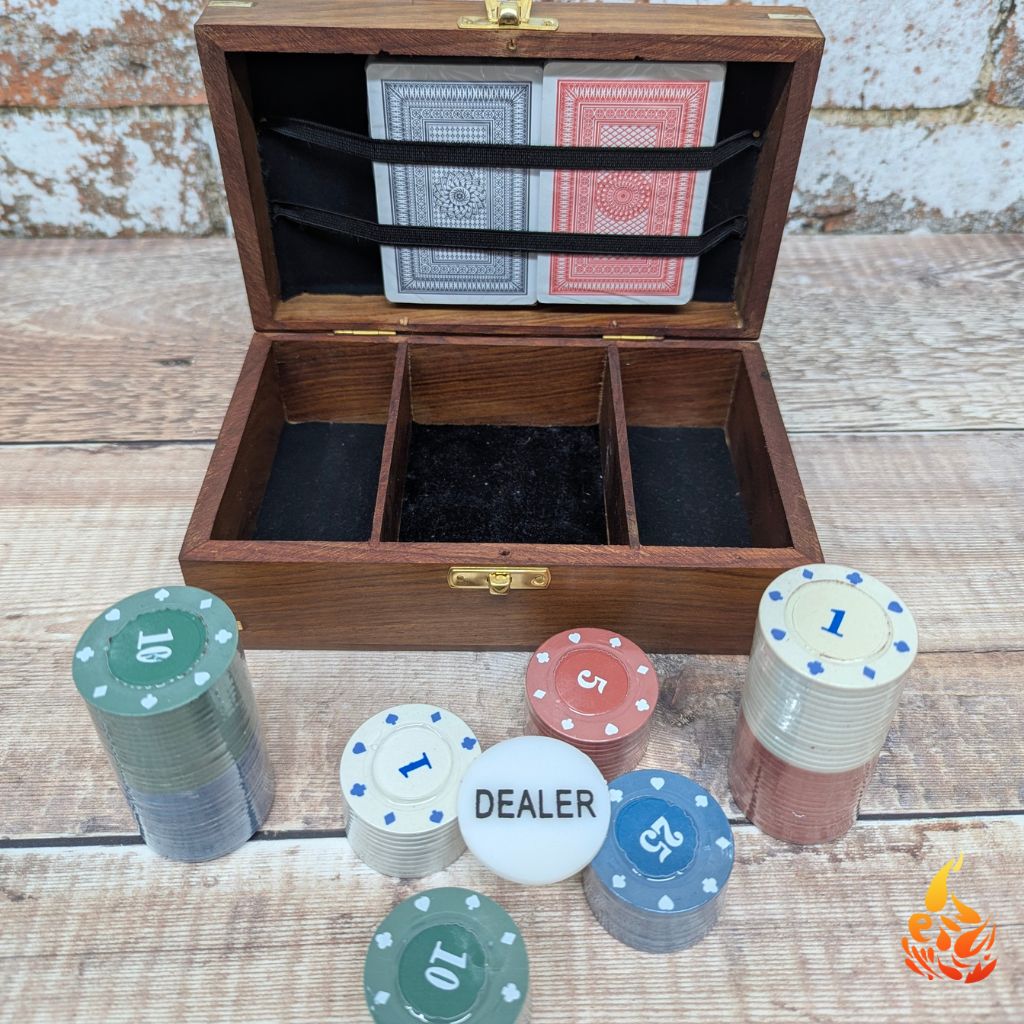 Rustic Mens Wooden Mini Poker Set