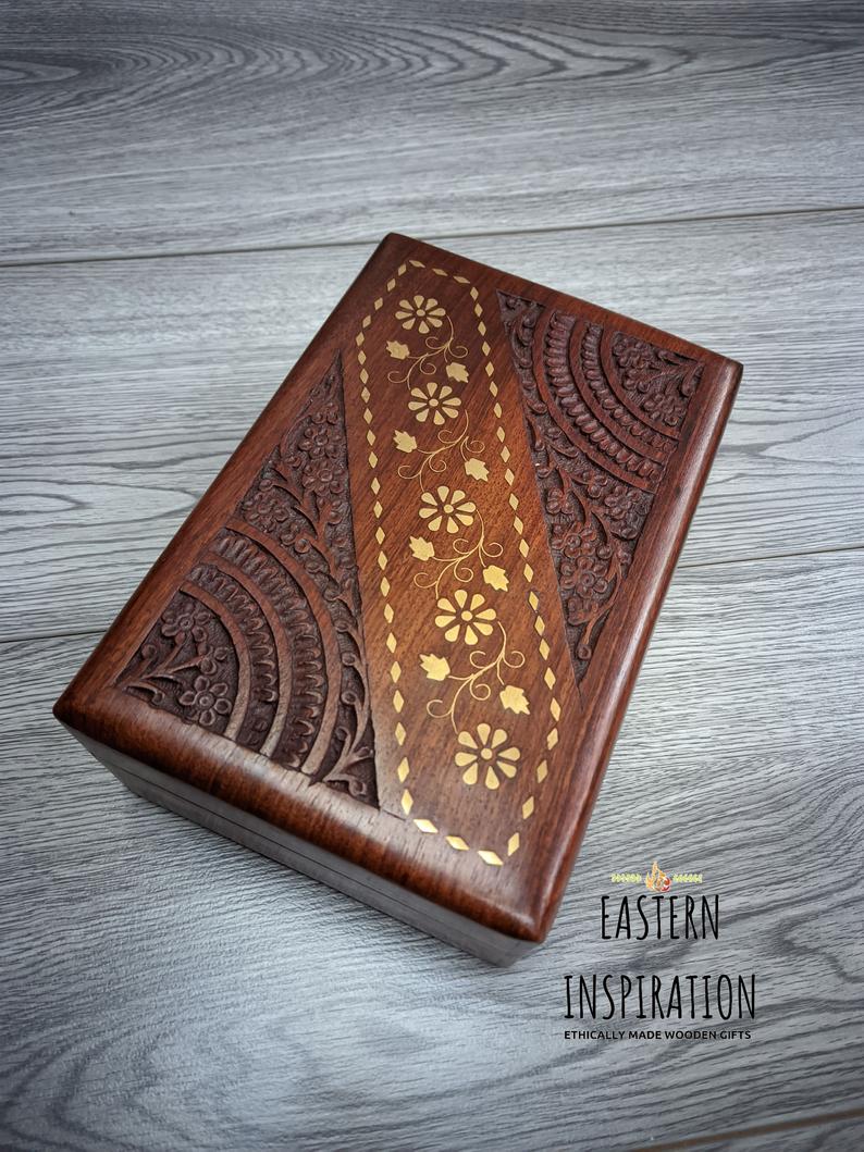 Floral Diagonal Inlaid with carving - Easterninspiration