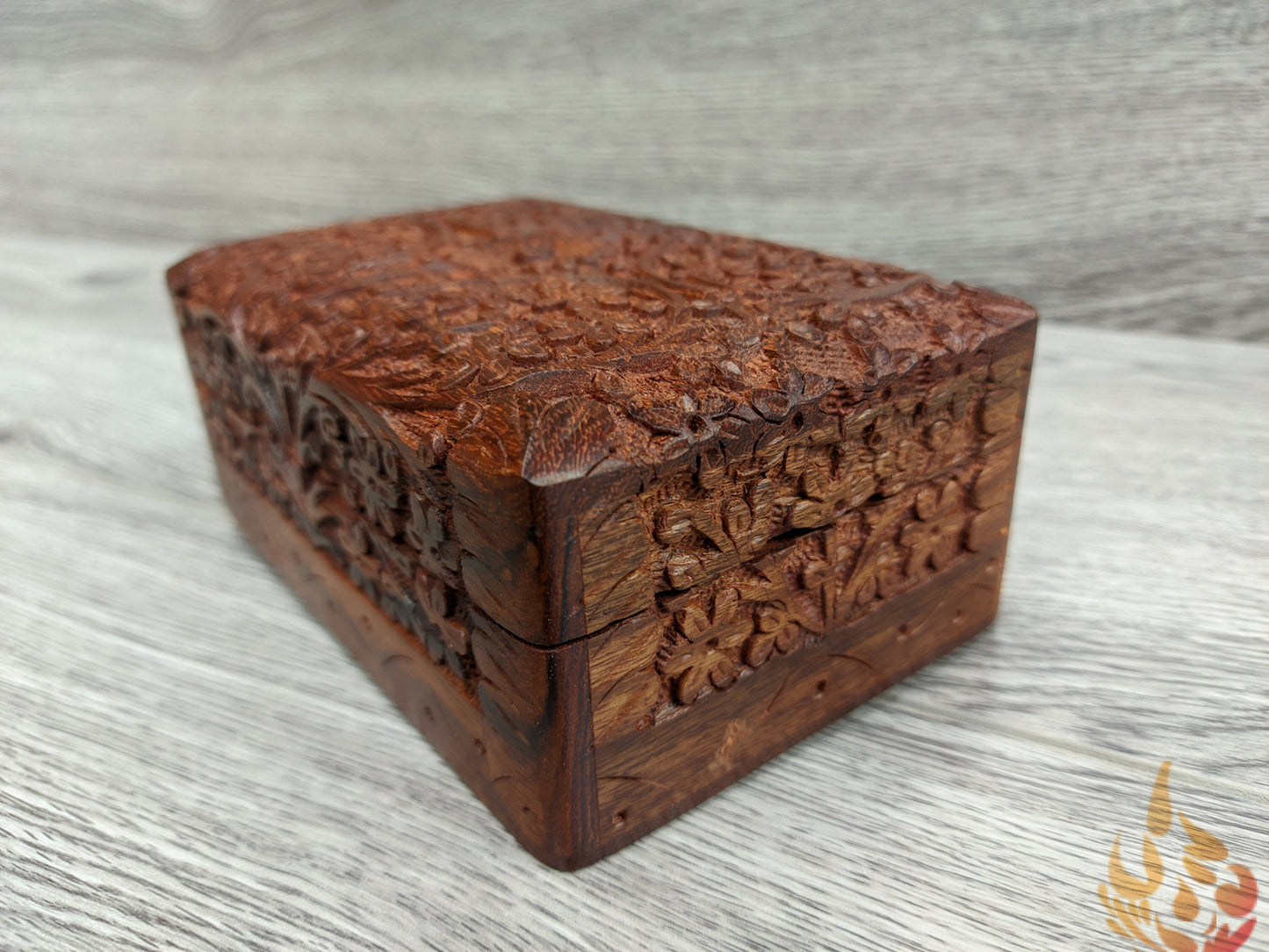 Intricate Fine Needle Carved  Jewellery Box - Easterninspiration