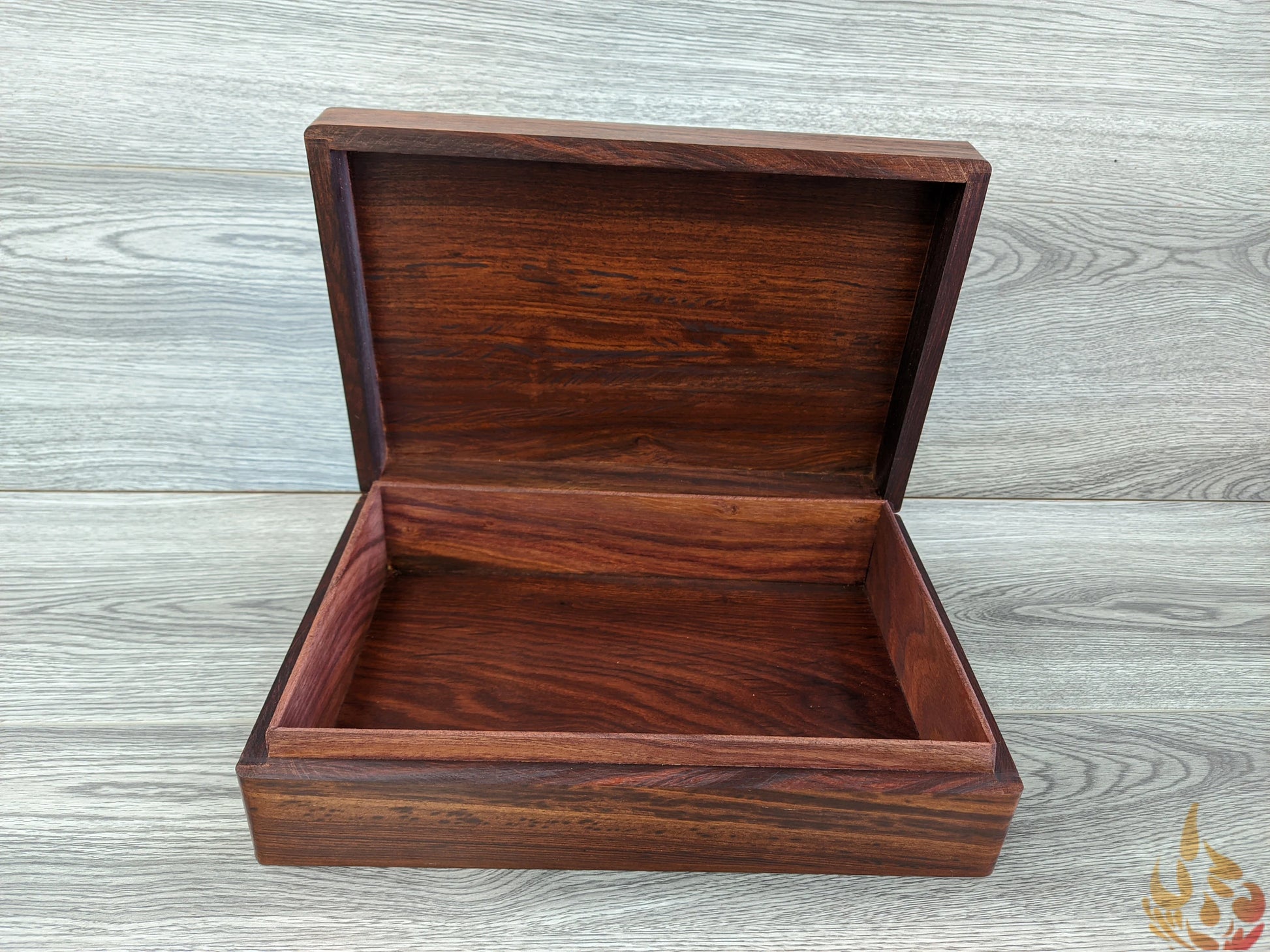 Wooden Thick carved Jewellery Box Reminiscent of a Tree Face - Easterninspiration