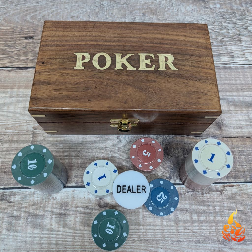 Rustic Mens Wooden Mini Poker Set