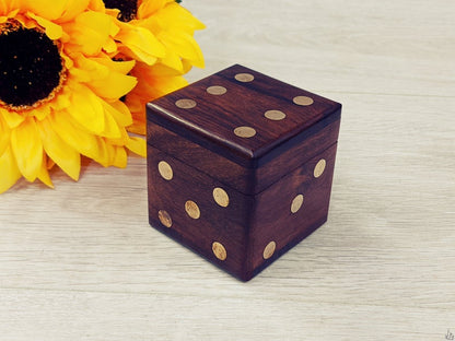 Large handmade Plain inlaid dice box with 5 Dice. Great for Kids - Easterninspiration